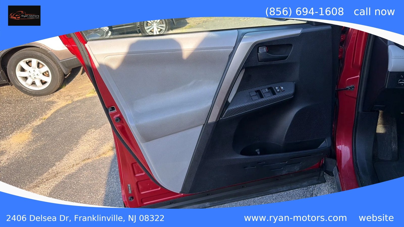 Used 2013 Toyota RAV4 XLE AWD/4WD image 17