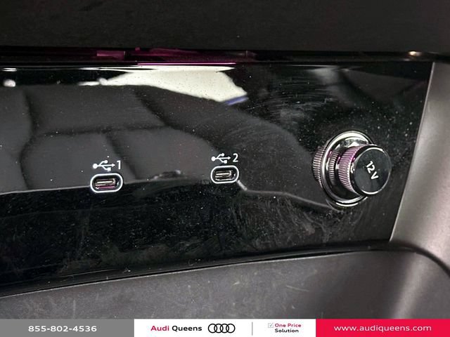 Used 2025 Audi A6 e-tron Premium Plus w/ Premium Plus AWD/4WD image 27