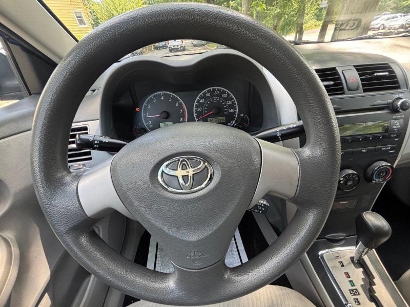 Used 2010 Toyota Corolla LE w/ All Weather Guard Pkg FWD image 15