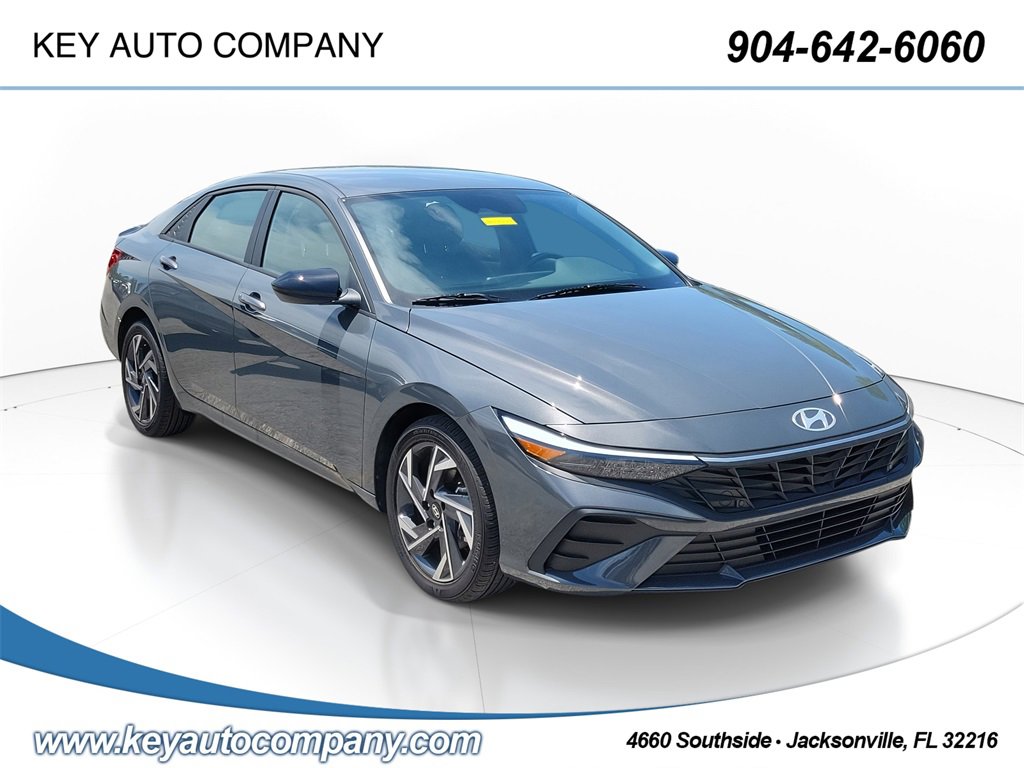 Used 2025 Hyundai Elantra Sport