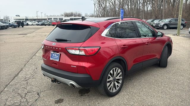 Certified 2022 Ford Escape Titanium w/ Class II Trailer Tow Package image 4