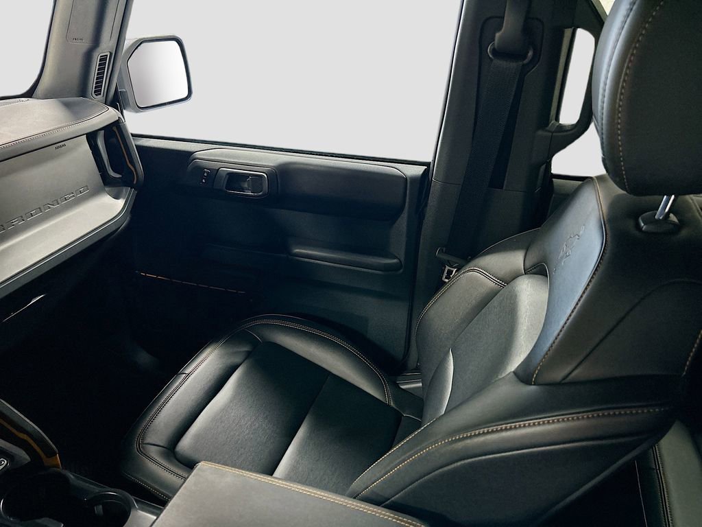 Used 2024 Ford Bronco Badlands image 23
