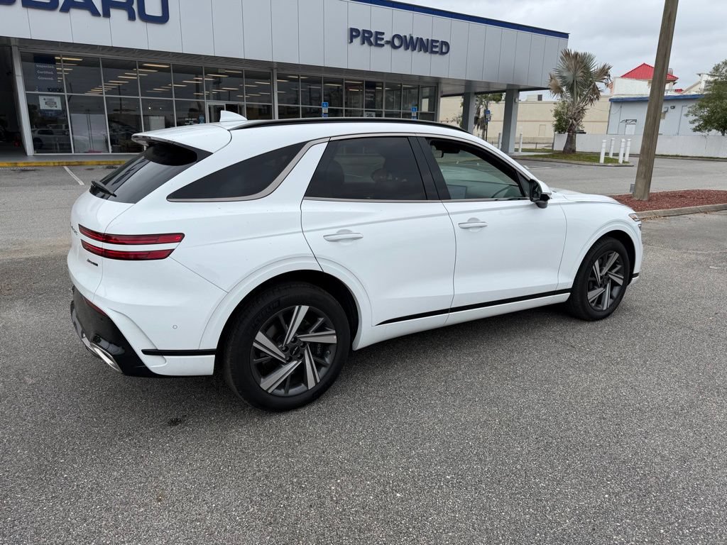 Used 2026 Genesis GV70 3.5T Sport Advanced AWD/4WD image 3
