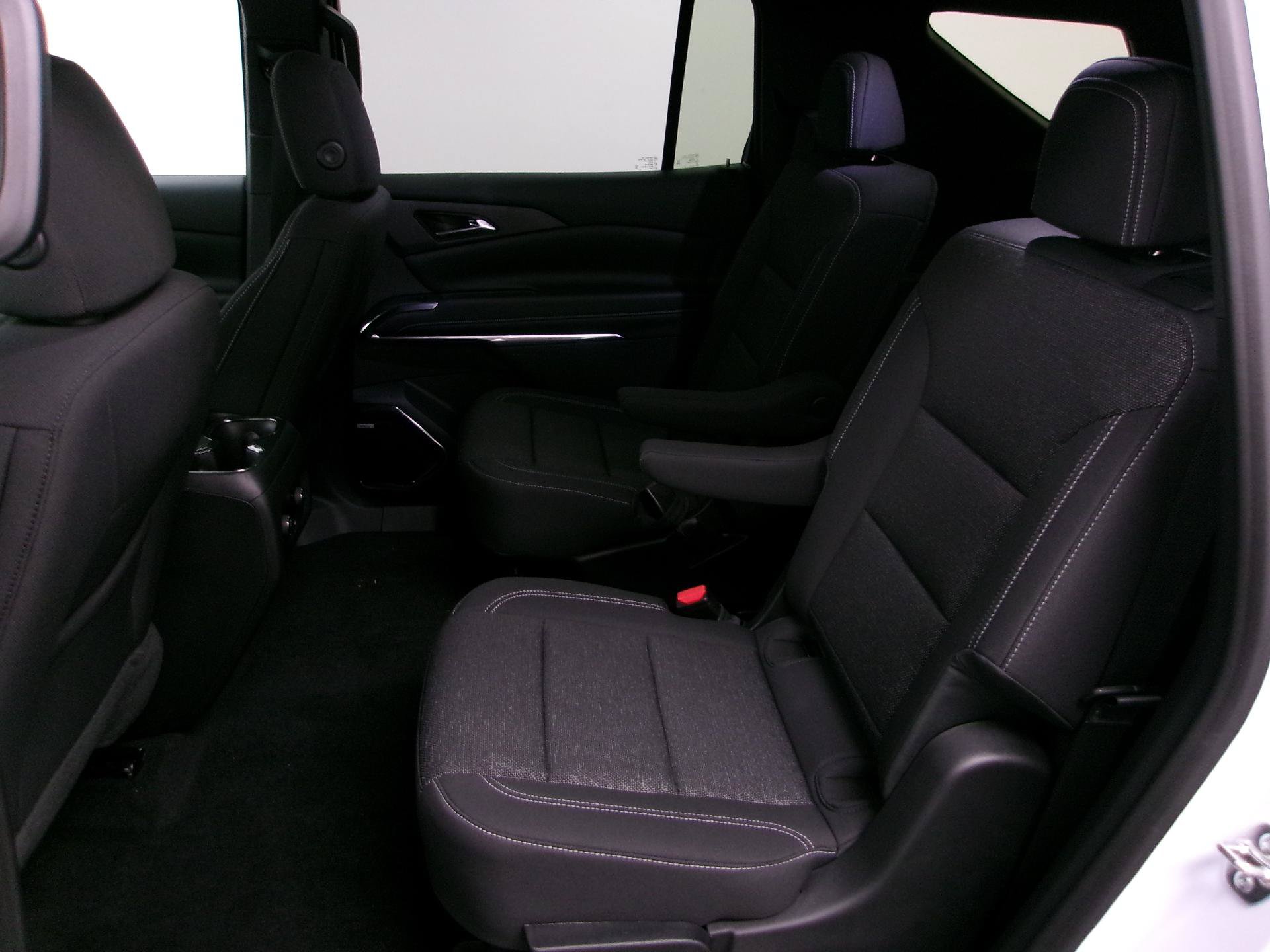 New 2026 Chevrolet Traverse LT w/ Enhanced Driving Package FWD image 10