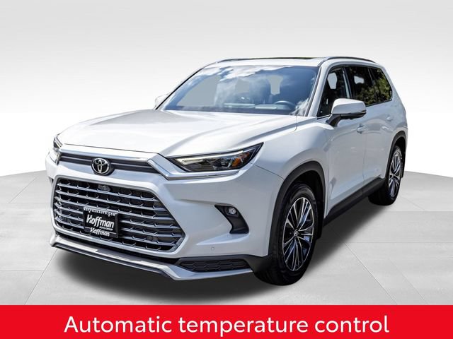 Used 2024 Toyota Grand Highlander AWD Hybrid image 13
