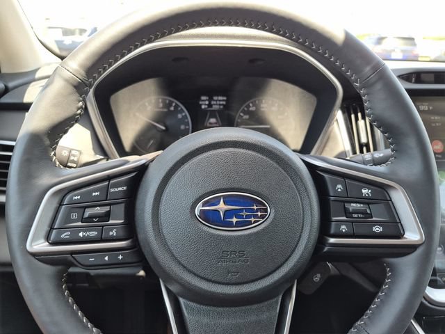 Used 2025 Subaru Outback Touring AWD/4WD image 33