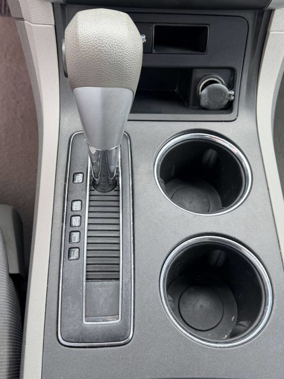 Used 2011 Chevrolet Traverse LS AWD/4WD image 18