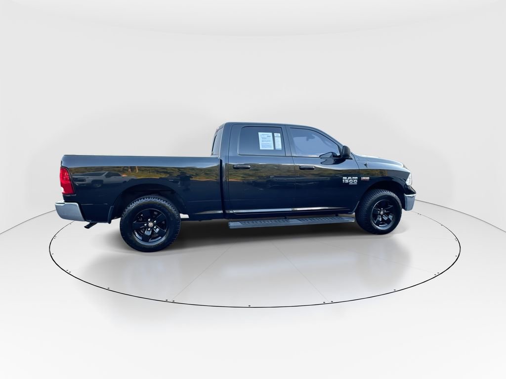 Used 2019 RAM 1500 Classic SLT RWD image 9