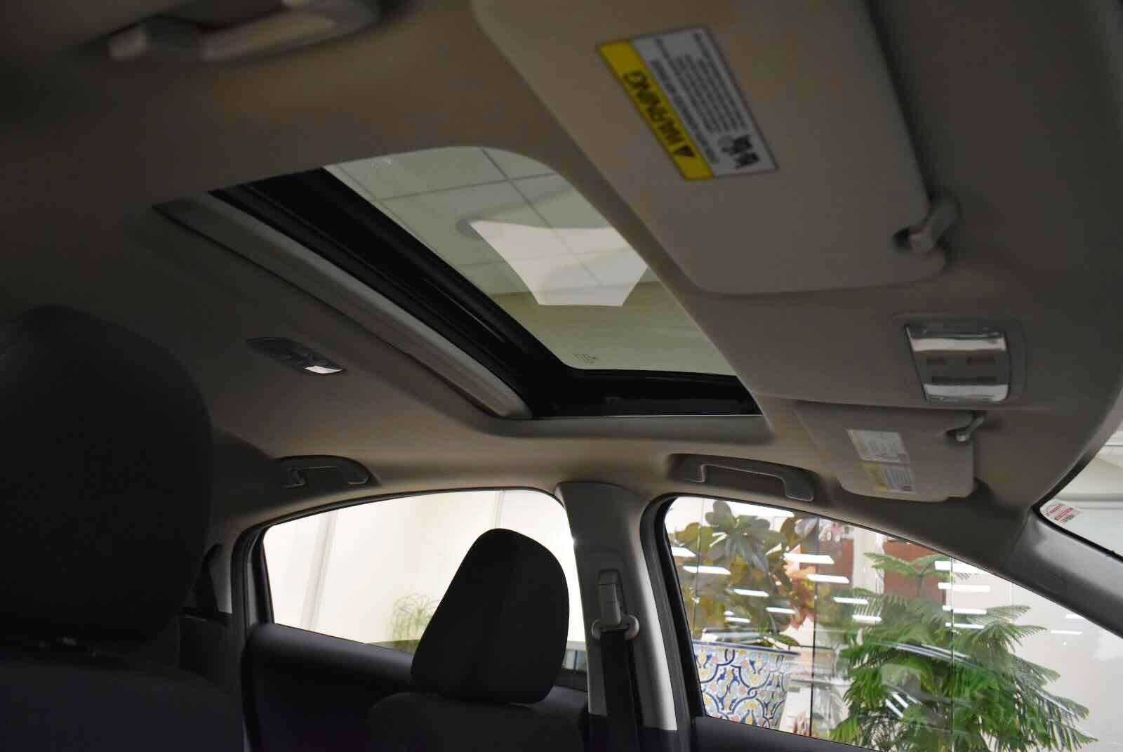 Used 2018 Honda HR-V EX image 41
