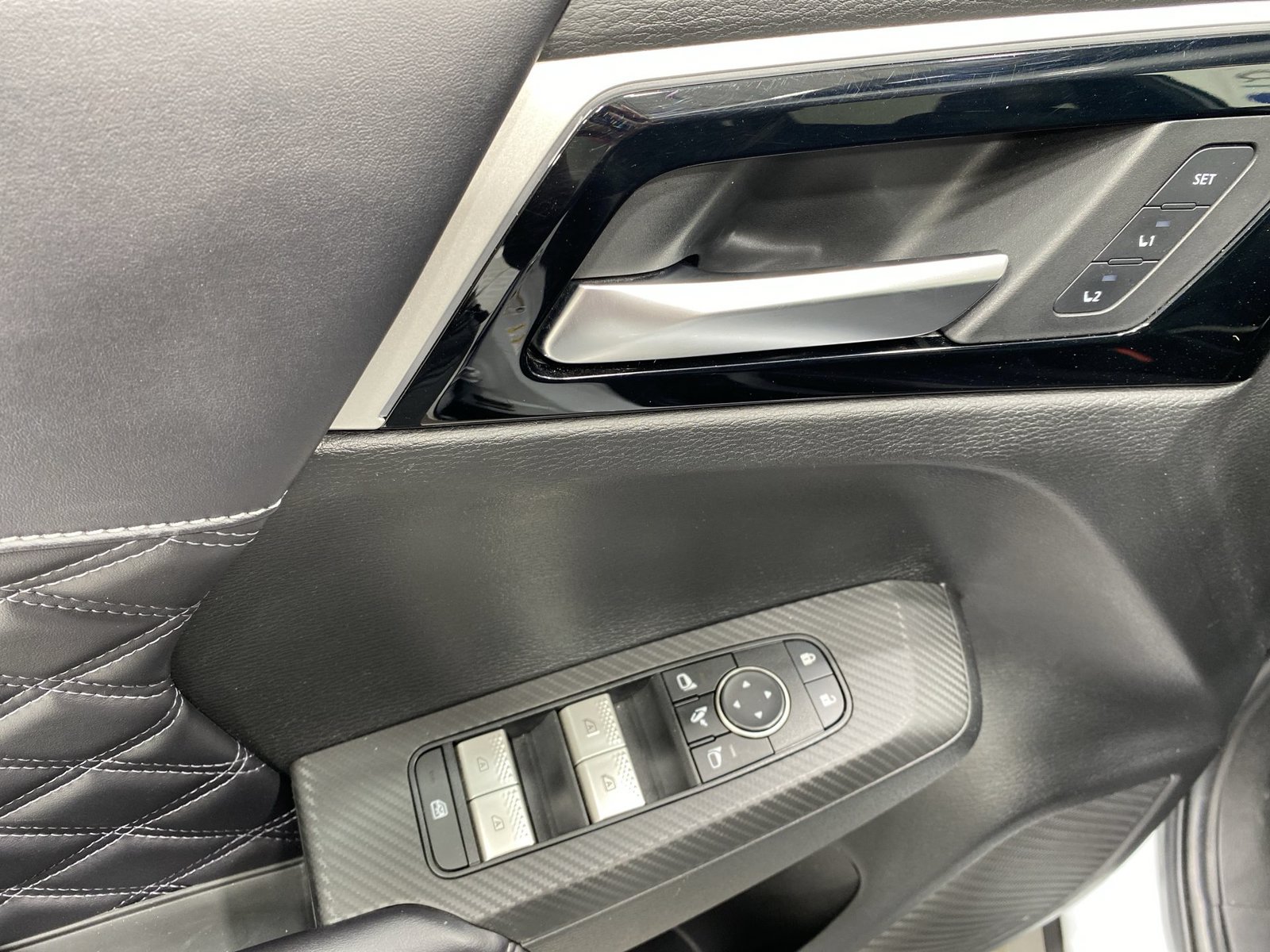 Used 2024 Mitsubishi Outlander SEL AWD/4WD image 13