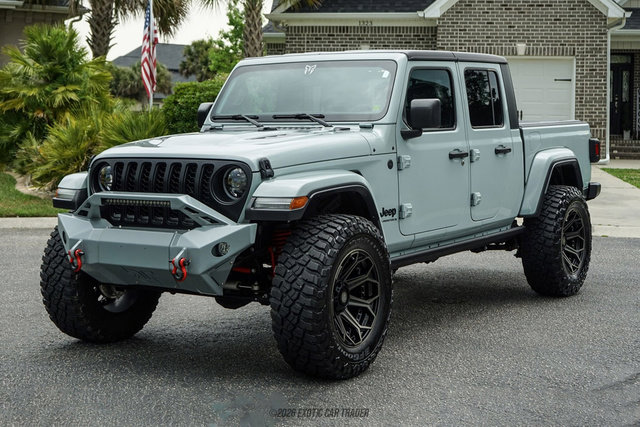 Used 2023 Jeep Gladiator Sport AWD/4WD image 14