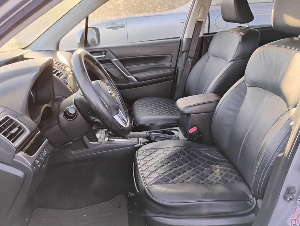 Used 2017 Subaru Forester 2.5i Touring AWD/4WD image 10