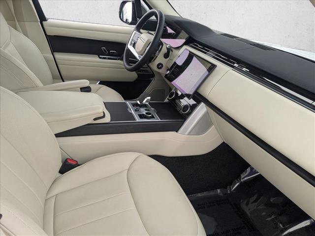 Used 2023 Land Rover Range Rover SE image 24