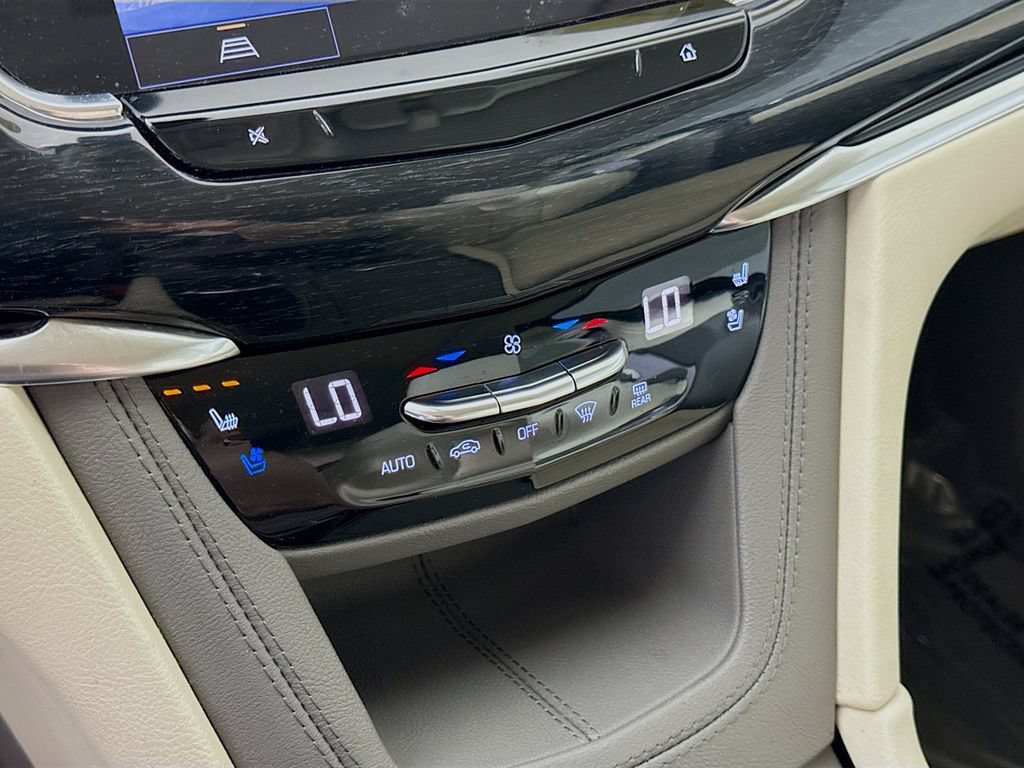 Used 2023 Cadillac XT6 Premium Luxury FWD image 15