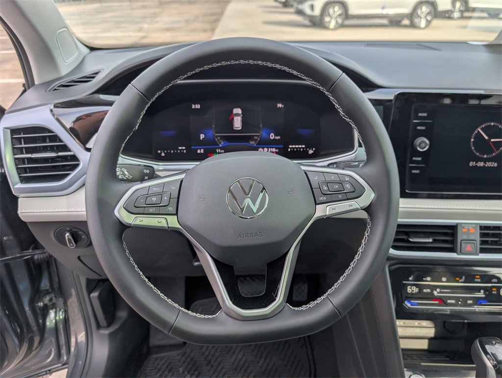 New 2026 Volkswagen Taos SE image 15