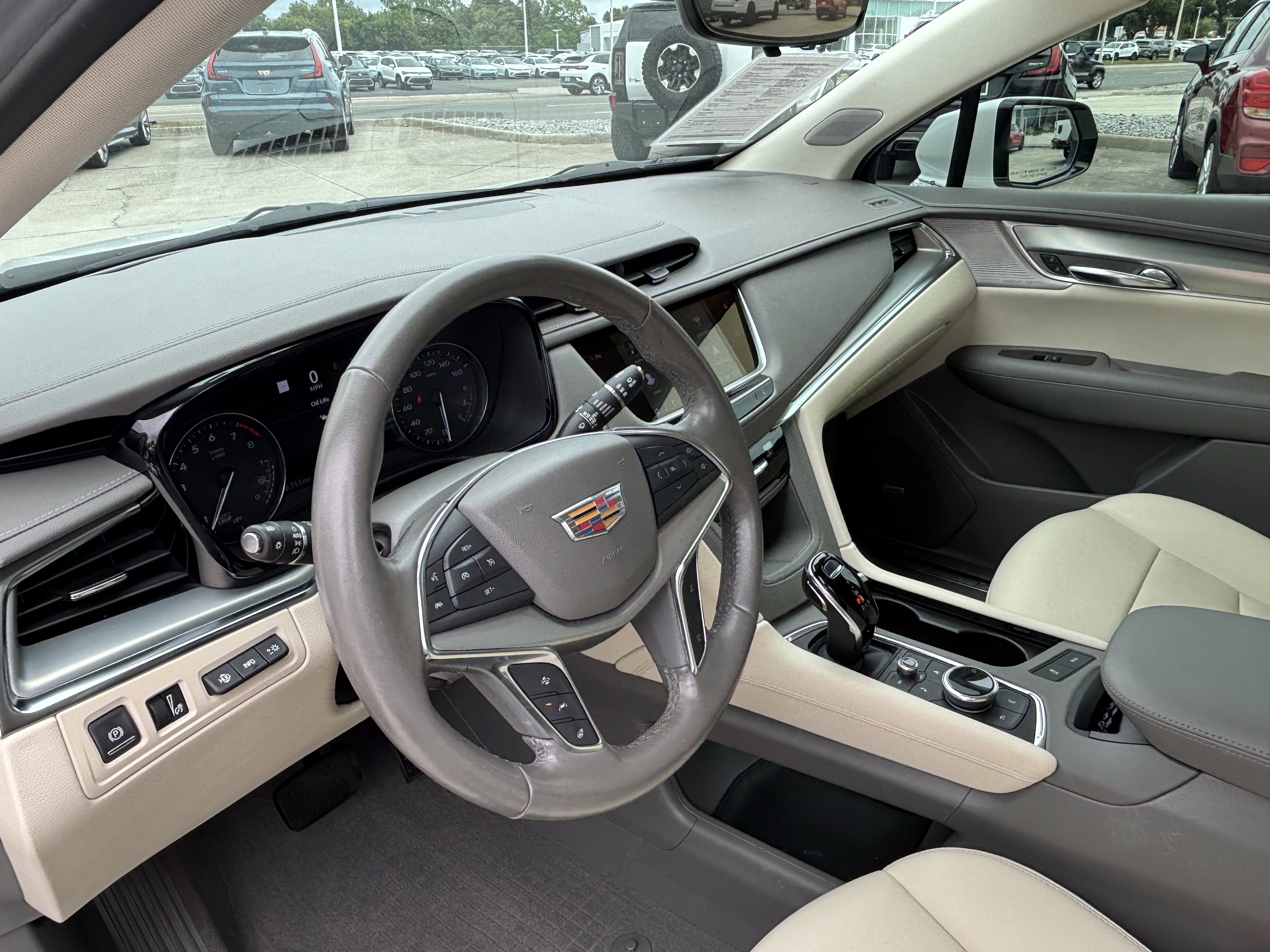 Used 2021 Cadillac XT5 Premium Luxury FWD image 21