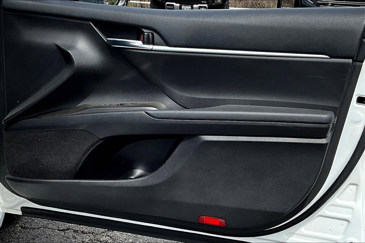 Used 2023 Toyota Camry SE image 18