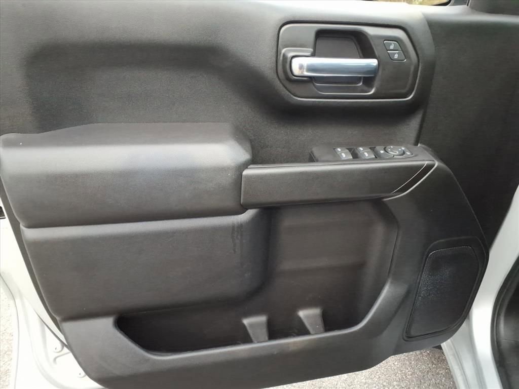 Used 2022 Chevrolet Silverado 1500 Custom image 16