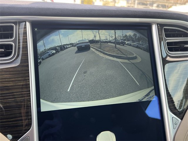 Used 2015 Tesla Model S 85 image 30