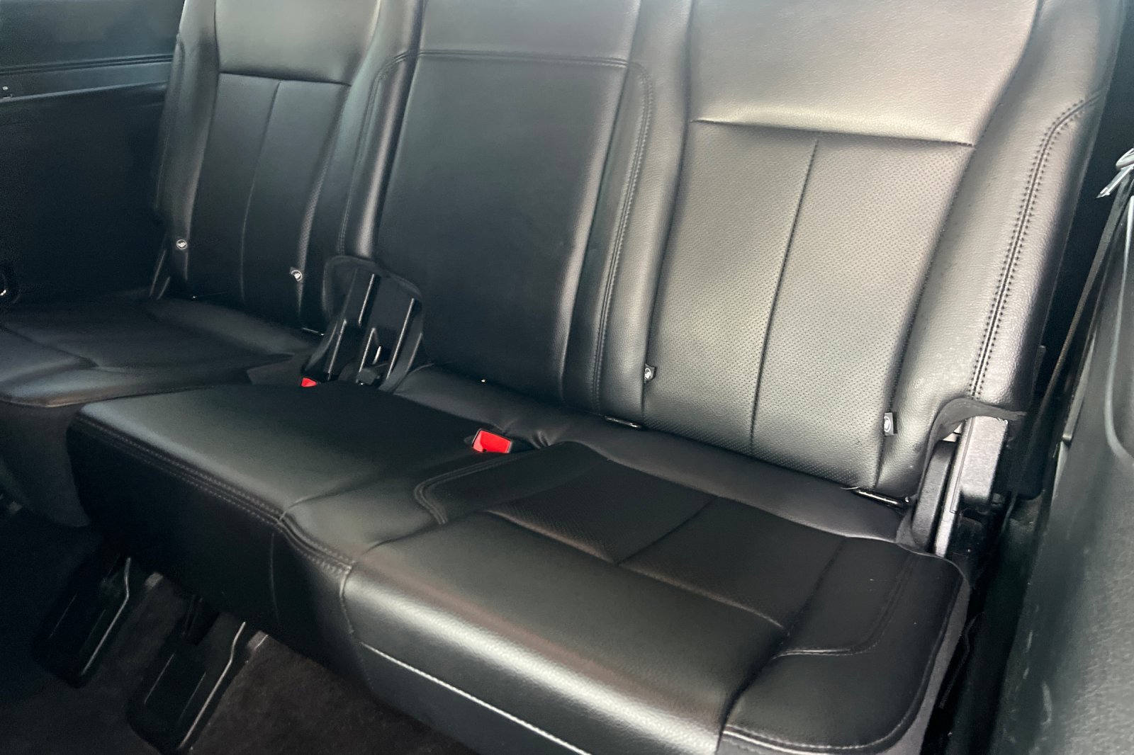 Used 2020 Ford Expedition XLT w/ Equipment Group 202A image 15