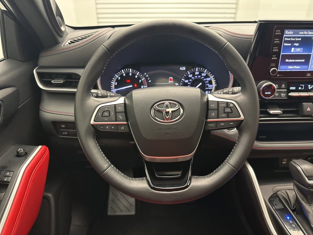 Used 2022 Toyota Highlander XSE image 20