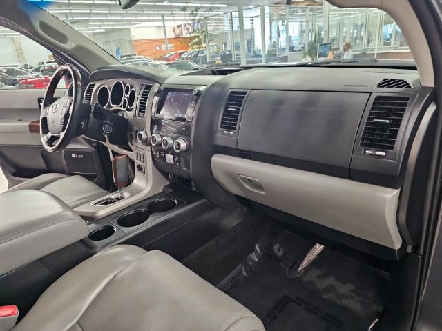 Used 2013 Toyota Sequoia Platinum image 8