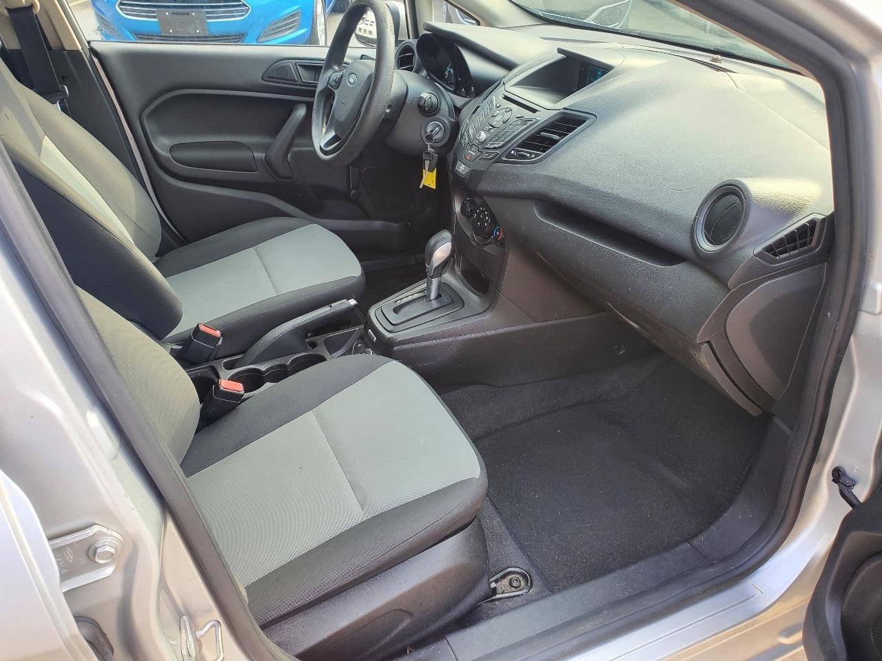 Used 2016 Ford Fiesta S FWD image 5