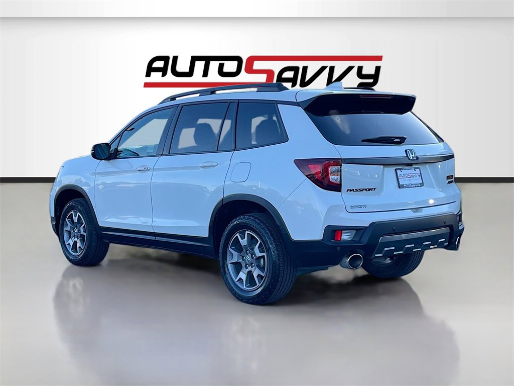 Used 2023 Honda Passport TrailSport image 5