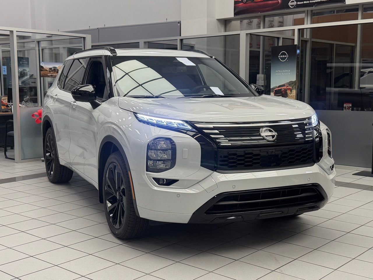 New 2026 Nissan Rogue Platinum image 2