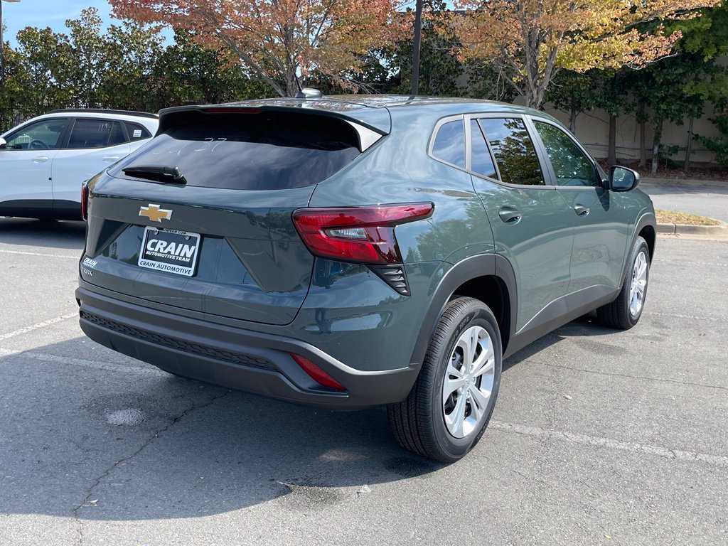 New 2026 Chevrolet Trax LS FWD image 8
