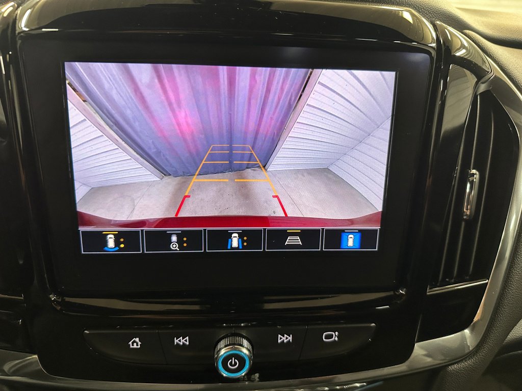 Certified 2023 Chevrolet Traverse RS w/ LPO, Floor Liner Package image 14