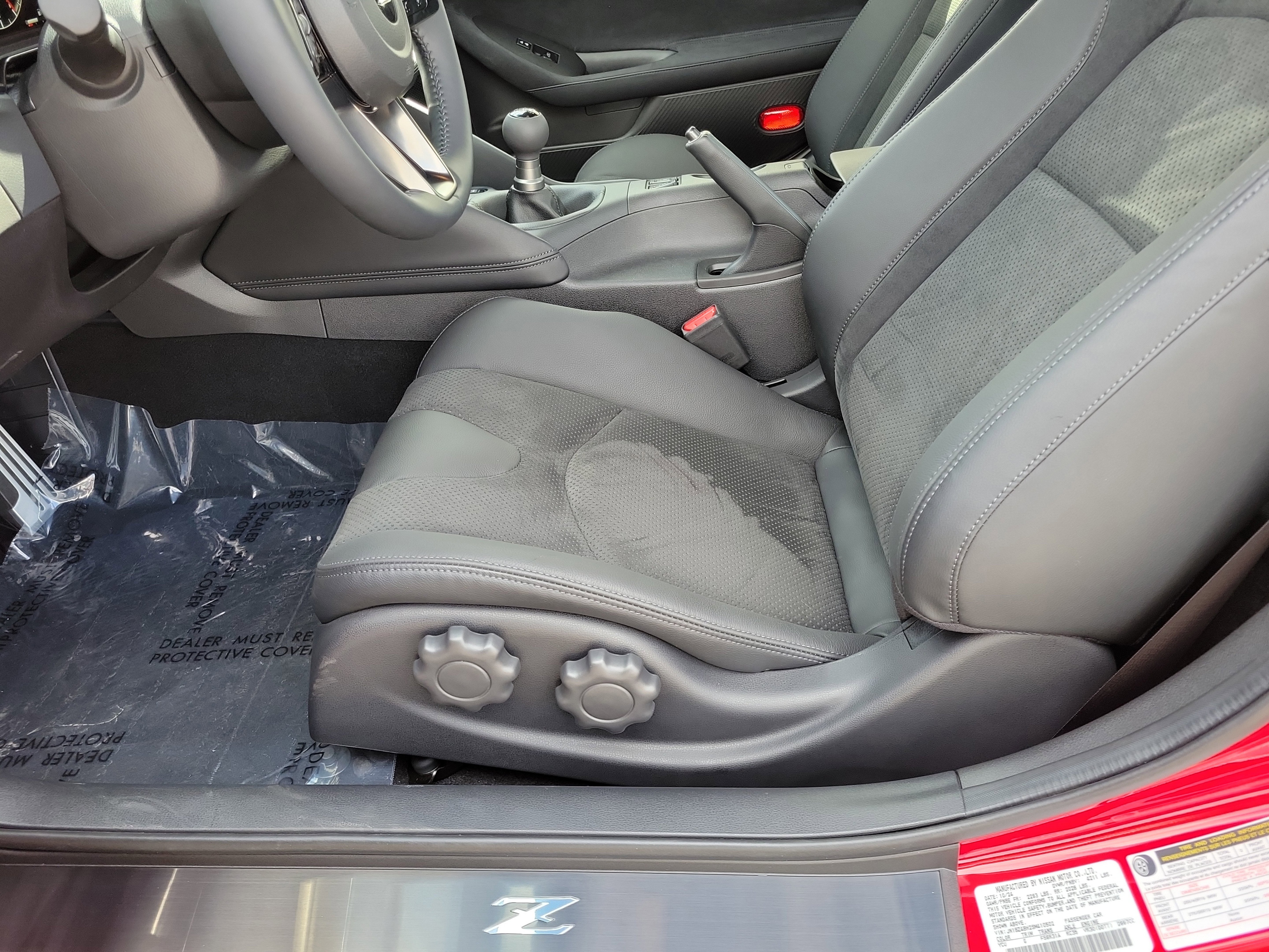 New 2025 Nissan Z Performance w/ Floor Mat Package image 10