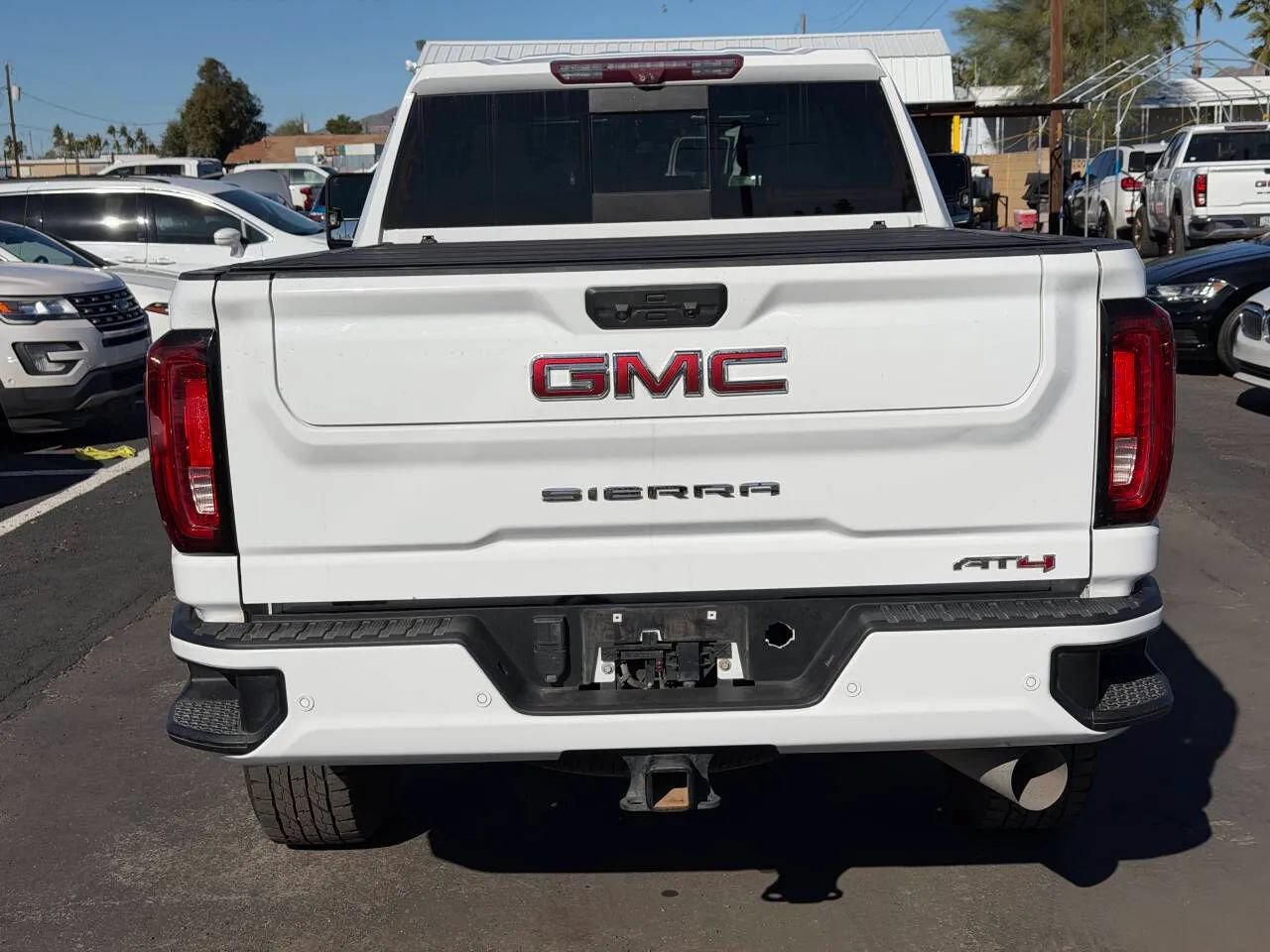 Used 2021 GMC Sierra 2500 AT4 w/ AT4 Premium Plus Package AWD/4WD image 8
