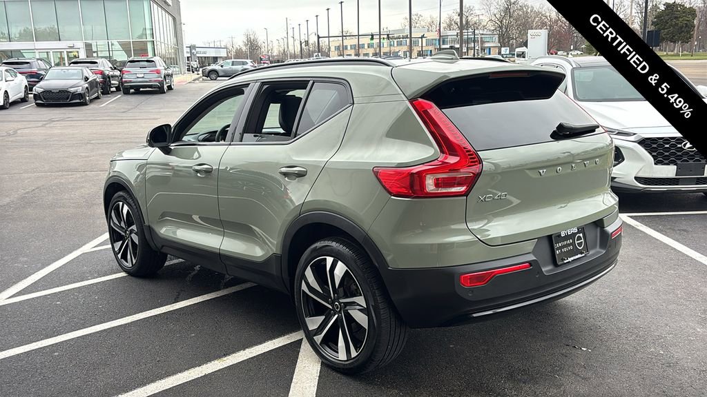 Certified 2023 Volvo XC40 B5 Plus w/ Driver Assist Package image 4