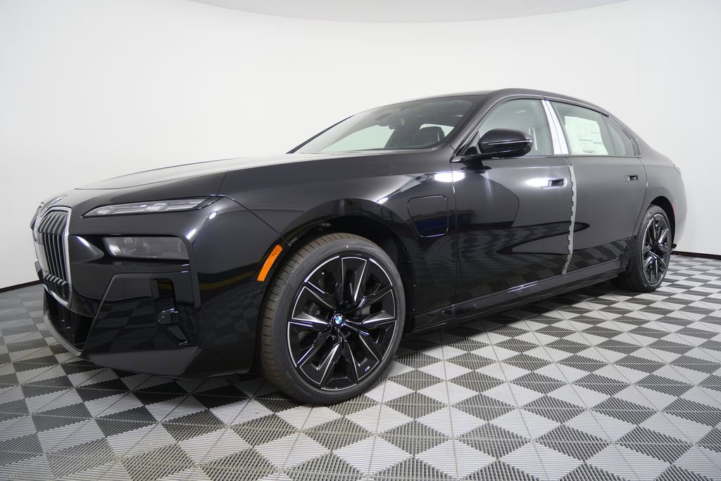 New 2026 BMW 750e xDrive w/ Executive Package image 7
