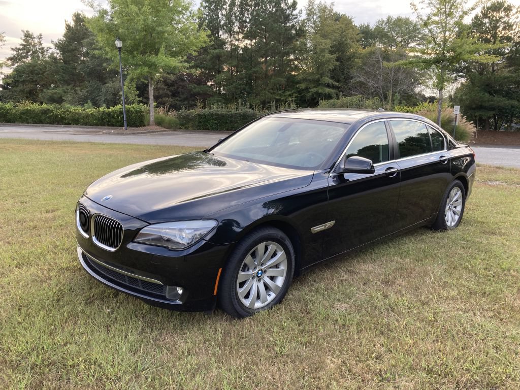 Used 2011 BMW 750Li xDrive AWD/4WD image 10