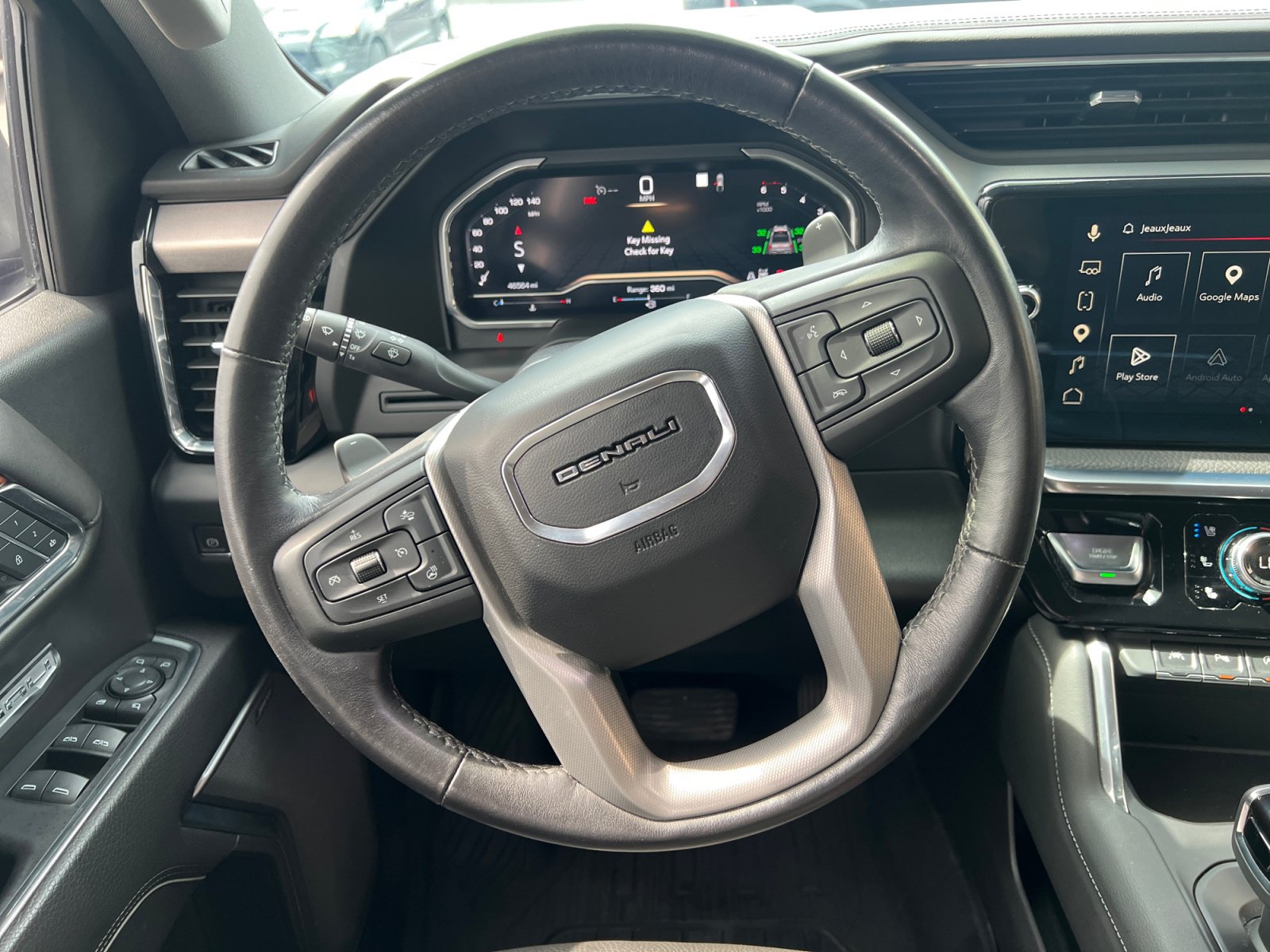 Used 2023 GMC Sierra 1500 Denali AWD/4WD image 9