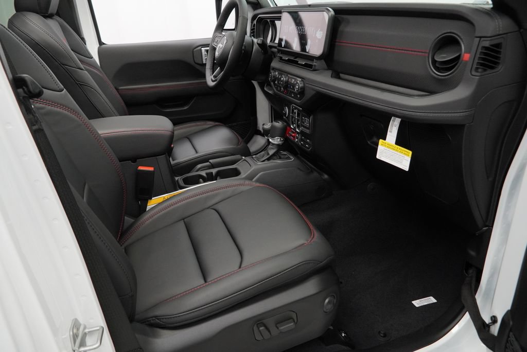 New 2026 Jeep Wrangler Unlimited Rubicon AWD/4WD image 35