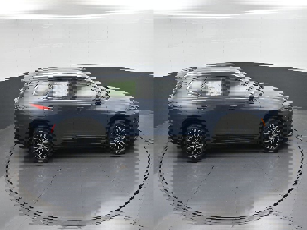 New 2025 Toyota Crown Signia image 40