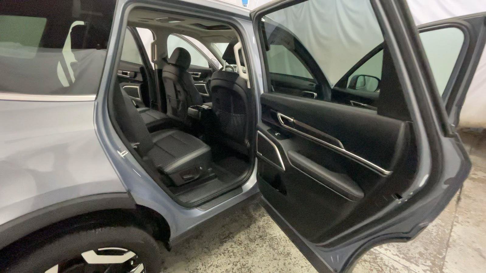 Used 2024 Kia Telluride S w/ S Sunroof Package AWD/4WD image 21