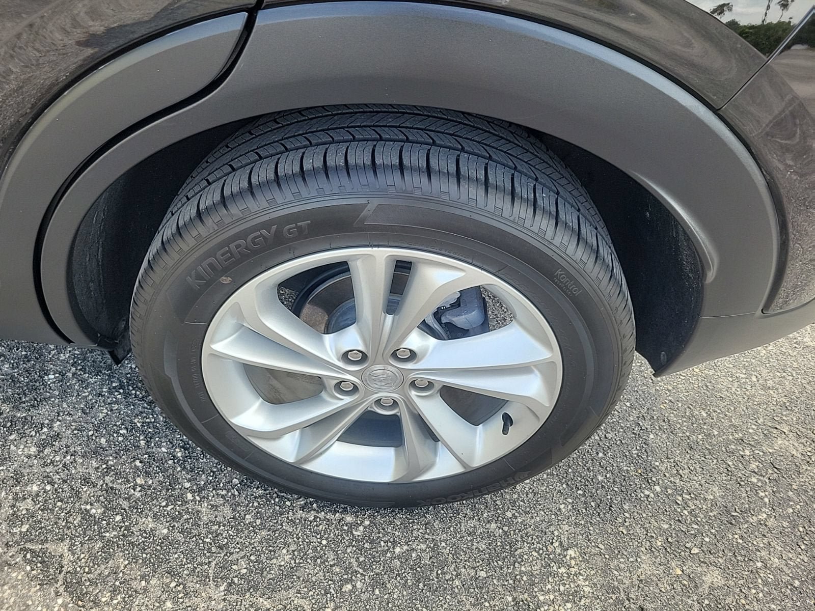 Used 2022 Buick Encore GX Preferred w/ Cold Weather Comfort Package FWD image 9