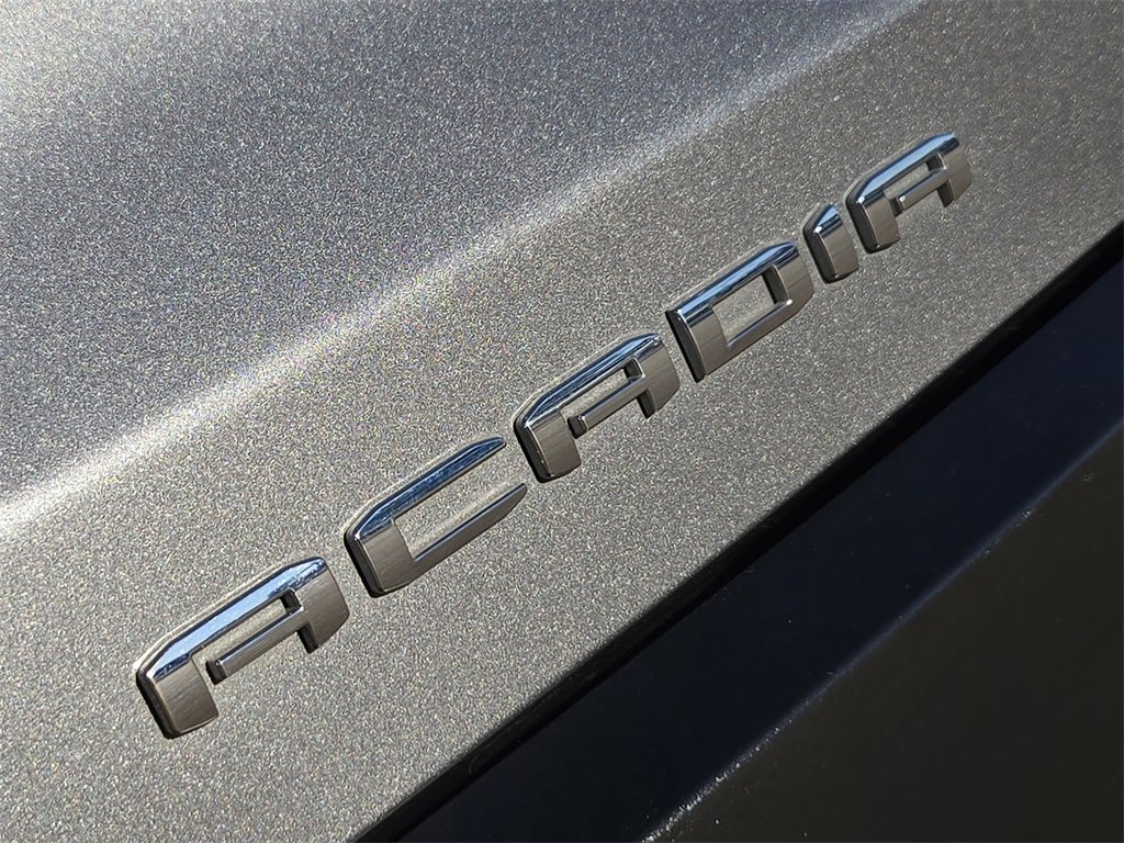 Used 2022 GMC Acadia AT4 image 33