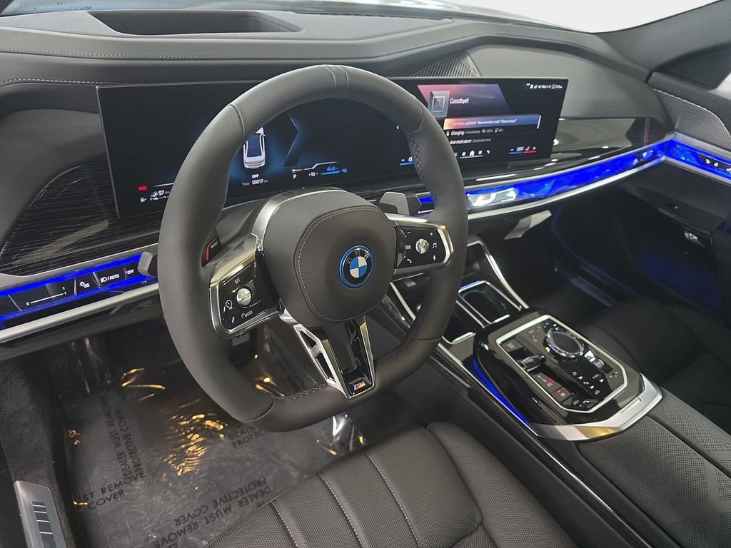New 2026 BMW 750e xDrive w/ Premium Package image 11