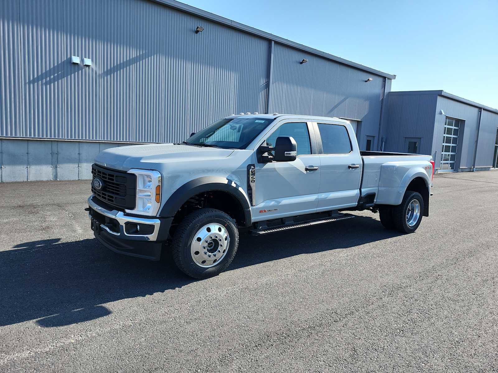 New 2026 Ford F450 4x4 Crew Cab Super Duty image 1