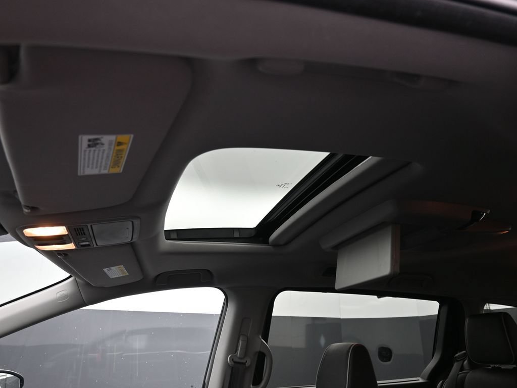 Certified 2024 Honda Odyssey Elite image 38