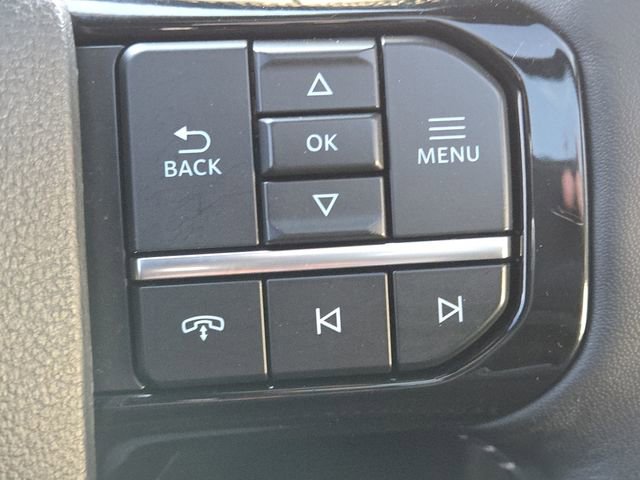 Used 2023 Ford F150 Lightning Platinum image 19