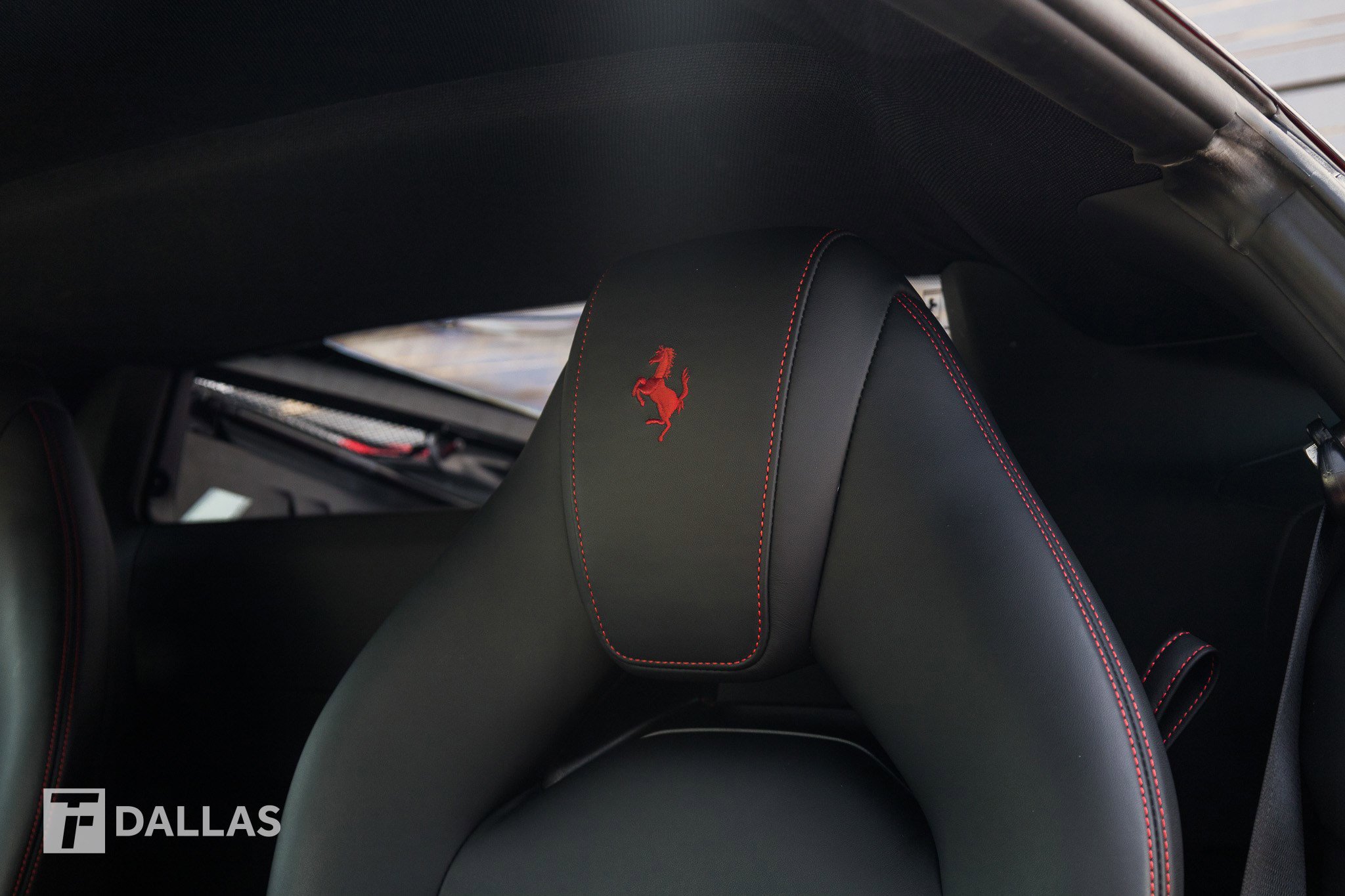 Used 2020 Ferrari F8 Tributo RWD image 23