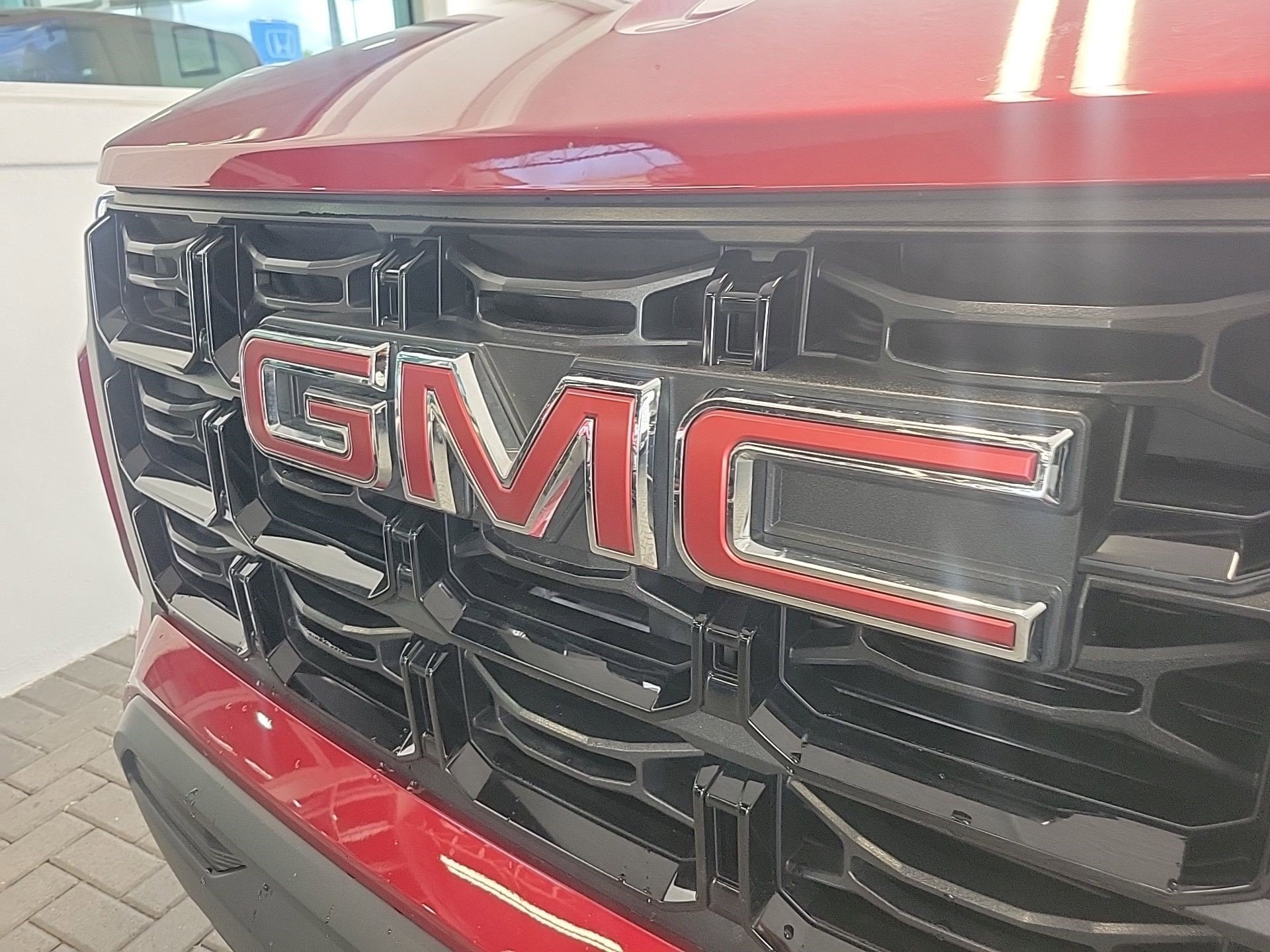 Certified 2024 GMC Canyon Elevation image 6