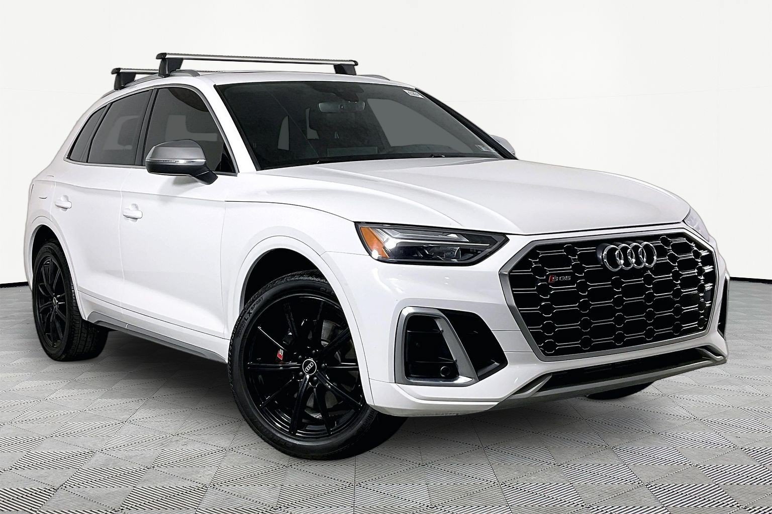 Used 2023 Audi SQ5 Premium Plus w/ Premium Plus Package AWD/4WD image 4