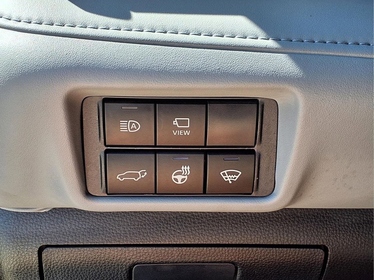 Certified 2021 Toyota Highlander Limited w/ Protection Package #3 (TMS) image 19